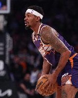 比尔太阳生涯场均17.6分3.8板4.3助1断 两年赚了9694万美元