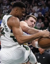 开云官网-全明星球迷投票次轮：东契奇票王 字母哥东部第一 詹姆斯西部第八