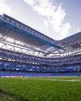 开云网页版-实在太热世体：伯纳乌顶棚关闭导致球场里高温难耐 像桑拿房