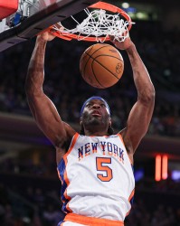 开云在线平台-美记：若乐福没戏 湖人可考虑签下阿丘瓦提升内线厚度和灵活性