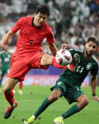 开云中国-三座大山矗立韩国队面前 克林斯曼无惧金玟哉停赛